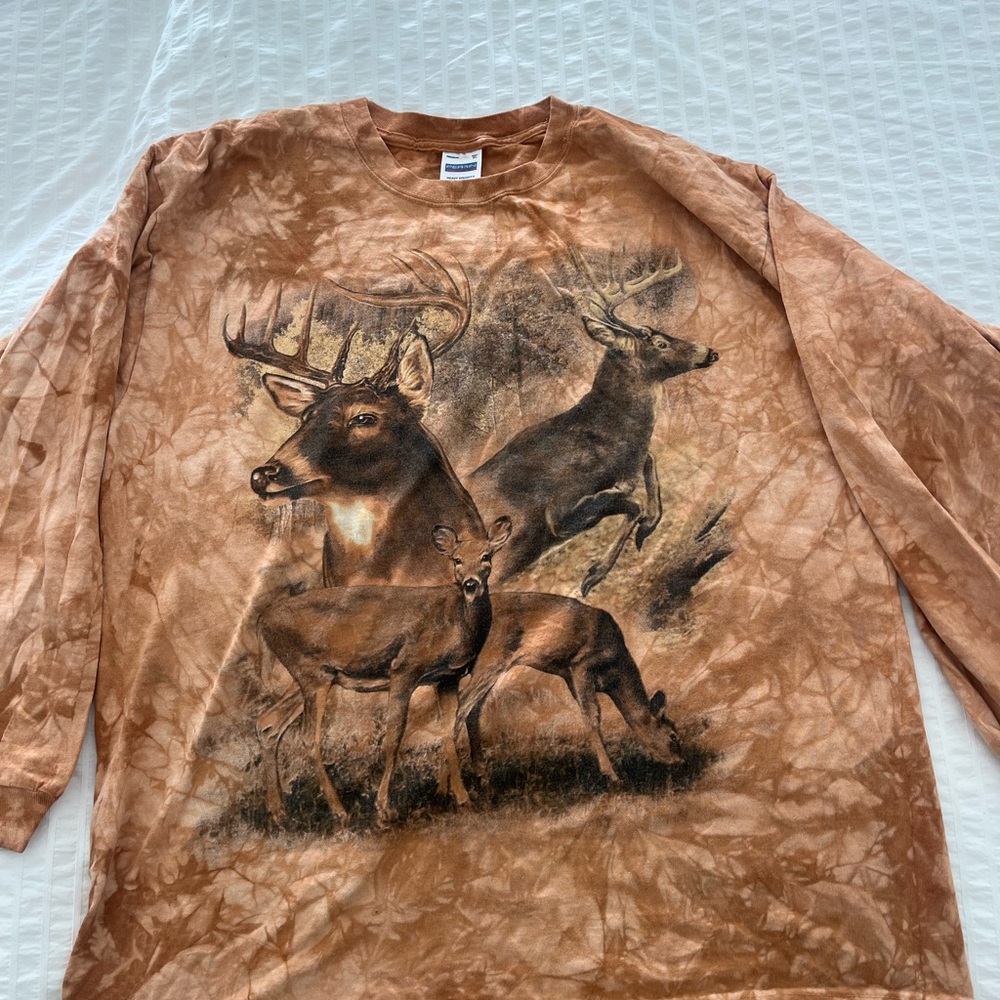 Vintage Brown Deer Graphic Long Sleeve Shirt